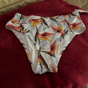 LIVELY BIKINI BOTTOMS